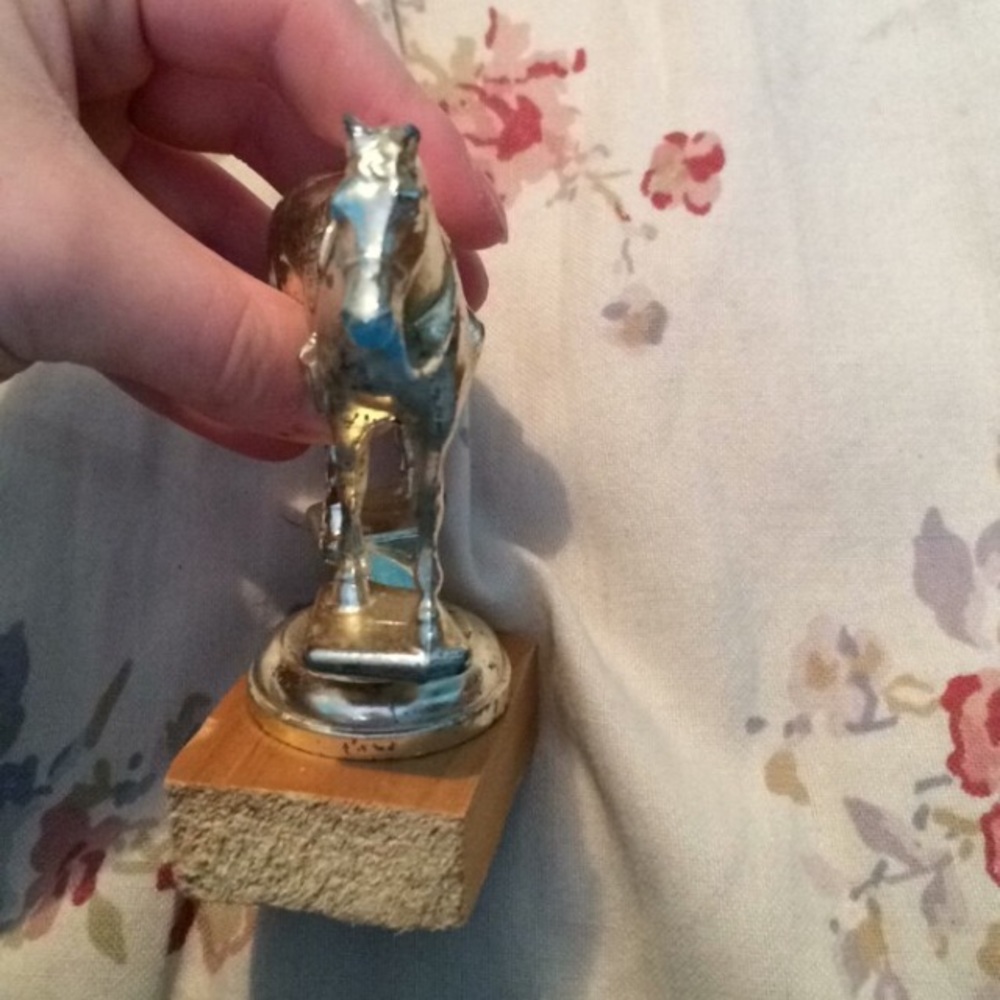 Statue - Picture 3 of 3